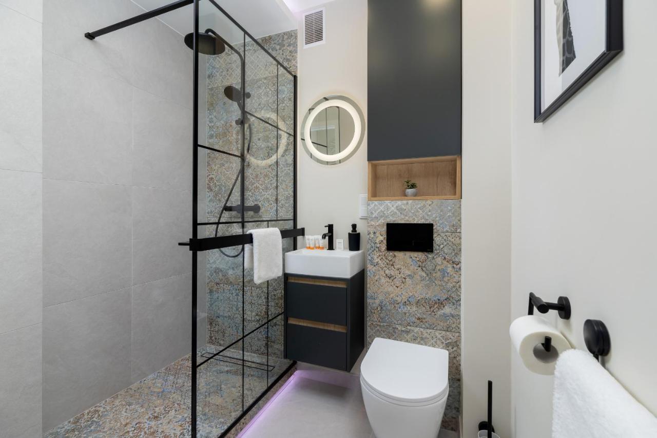 Modern Apartment On Lobzowska Street By Noclegi Renters Krakow Exterior photo