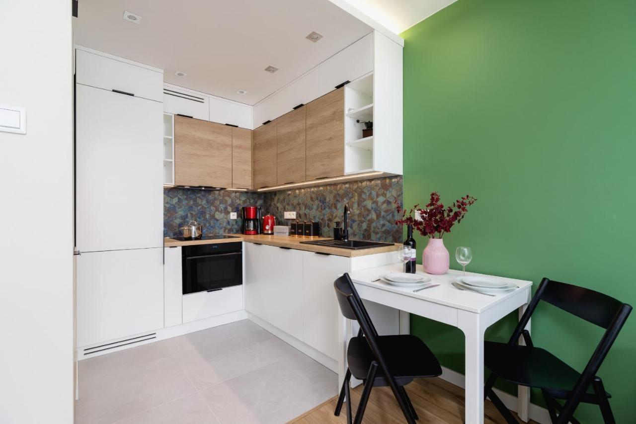 Modern Apartment On Lobzowska Street By Noclegi Renters Krakow Exterior photo