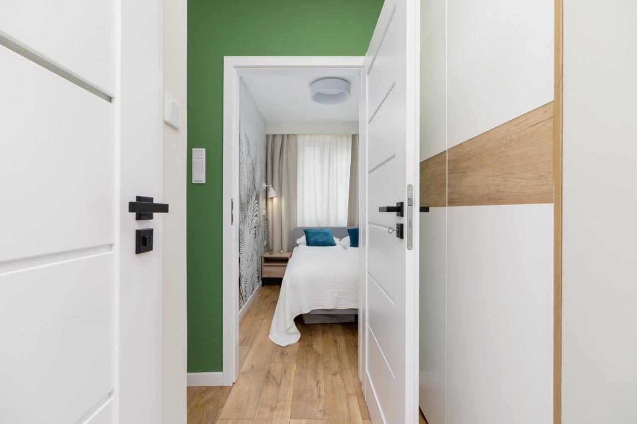Modern Apartment On Lobzowska Street By Noclegi Renters Krakow Exterior photo