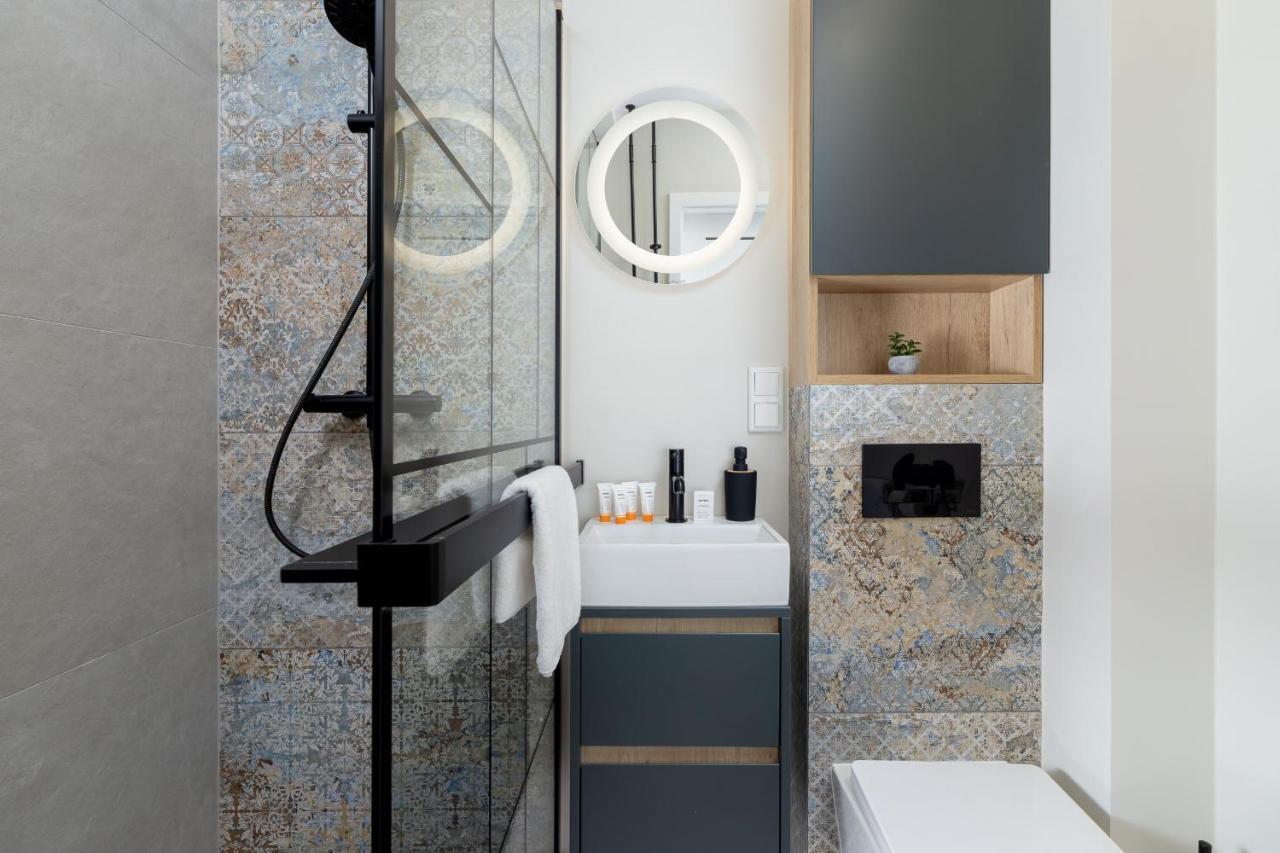 Modern Apartment On Lobzowska Street By Noclegi Renters Krakow Exterior photo